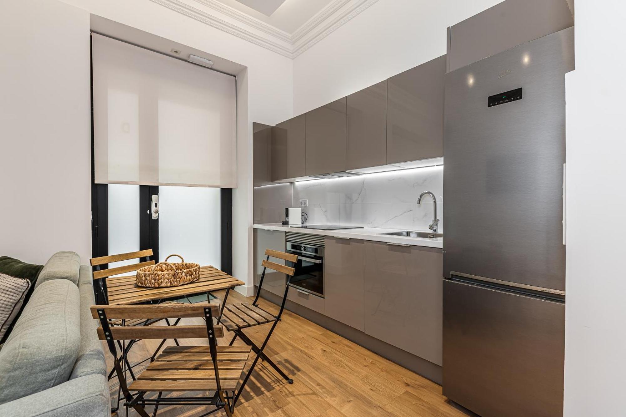 Appartamento Waou Essence I Anton Martin Madrid Esterno foto